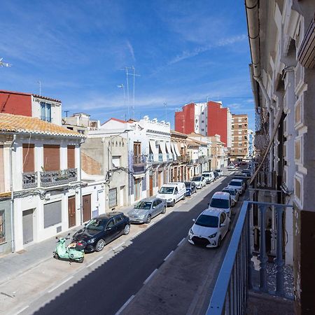 Florit Flats - Lovely Apartment With Private Terrace By El Cabanyal Valencia Bagian luar foto